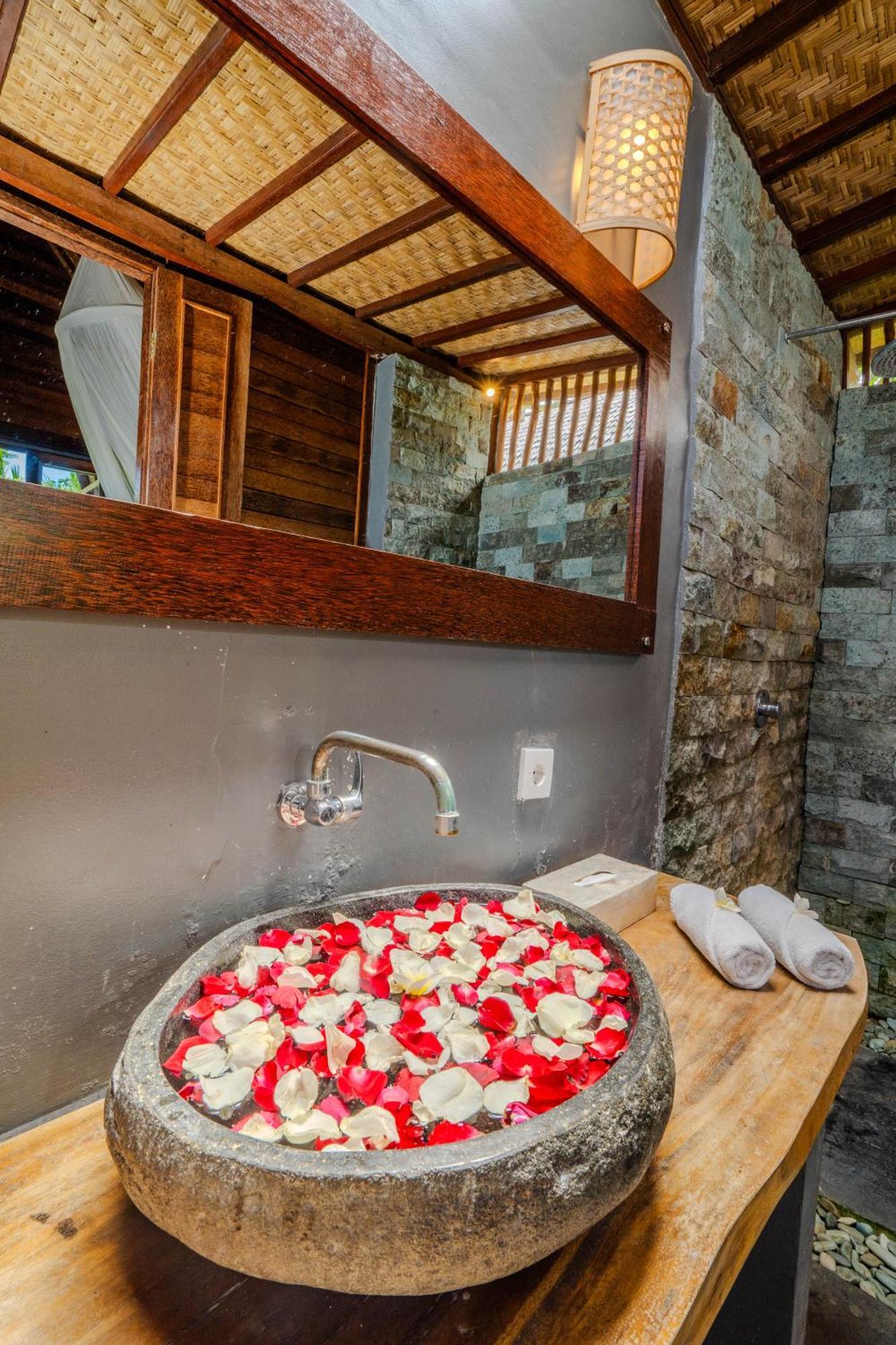 Lumbung Bukit Resort Uluwatu المظهر الخارجي الصورة
